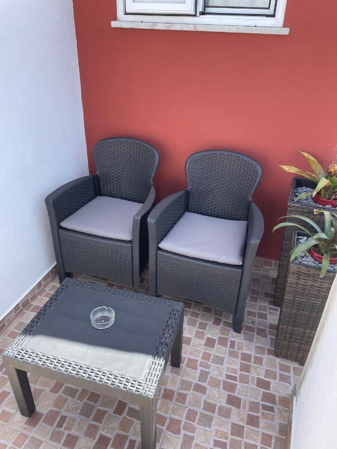 Villa Alojamento Amor De Mae São Teotónio Exterior foto