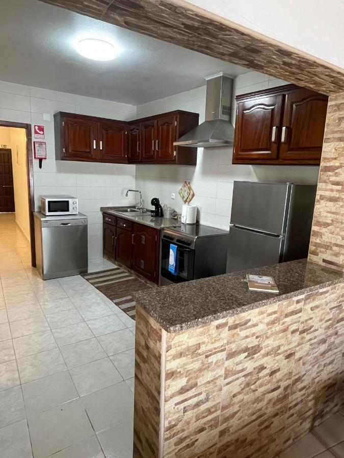 Villa Alojamento Amor De Mae São Teotónio Exterior foto